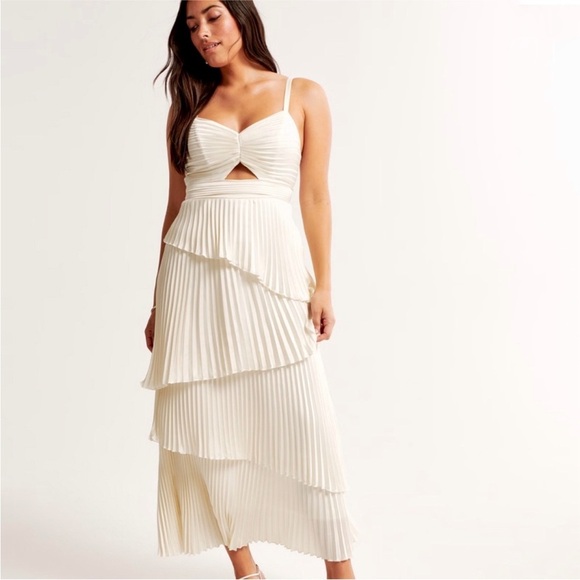 Abercrombie & Fitch Dresses & Skirts - Abercrombie & Fitch Giselle
Pleated Tiered Maxi Dress White Satin Medium NEW